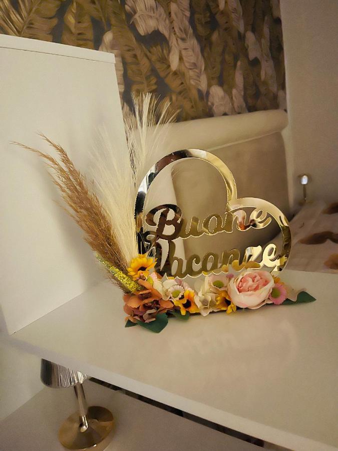 La Dimora Dei Sogni Sedil Capuano Home Suite Naples Extérieur photo